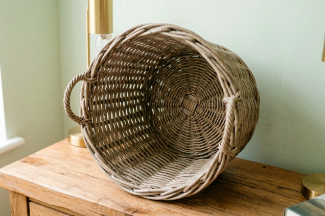 The Seagrass Belly Basket